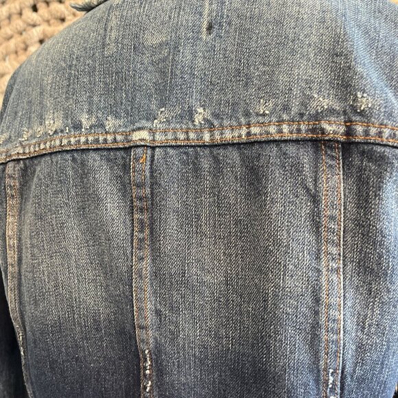 Who What Wear Collarless Distressed Jean Jacket Size Medium - Picture 8 of 12